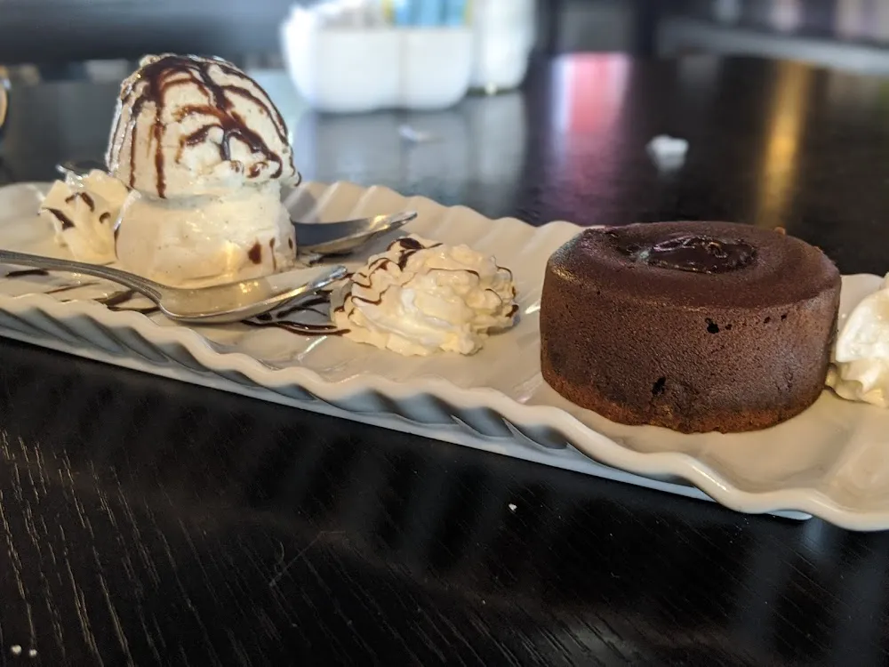 Molten Flourless Chocolate Cake